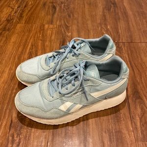 Reebok classic real sneakers